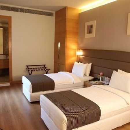 Middleton Inn Калькутта Экстерьер фото